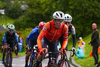 Picture by Zac WilliamsSWpixcom 28092024 2024 UCI Road and Paracycling Road World Championships Zurich Switzerland Women Elite Road Race Demi Vollering Netherlands