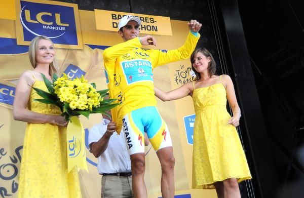 Alberto Contador (Astana) is closing in on a third Tour victory