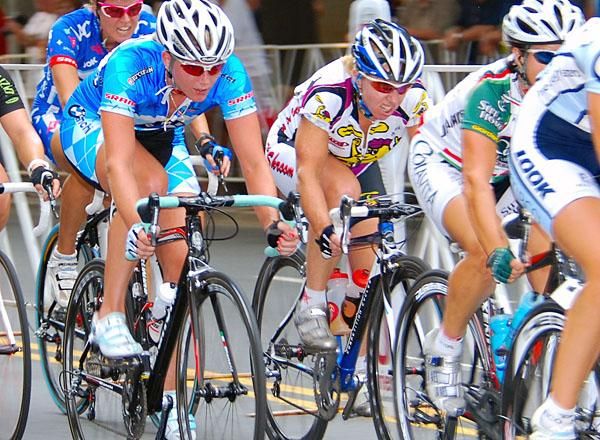 BMW Bianchi's Erica Allar and Mellow Mushroom's Laura Van Gilder jockey for position in the final laps.