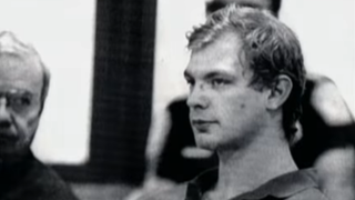 Jeffrey Dahmer featured in court in Serial Killers: The Real Life Hannibal Lecters.
