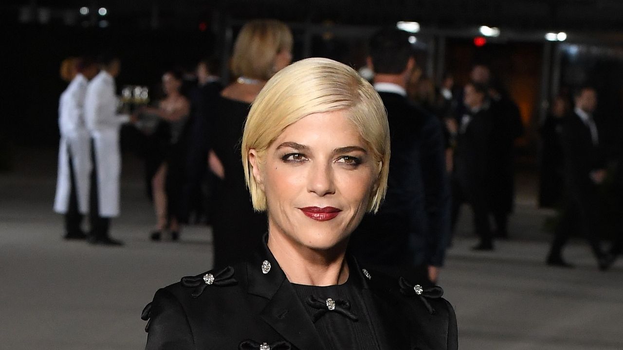 Selma Blair has &#039;bone trauma&#039; after Dancing with the Stars departure