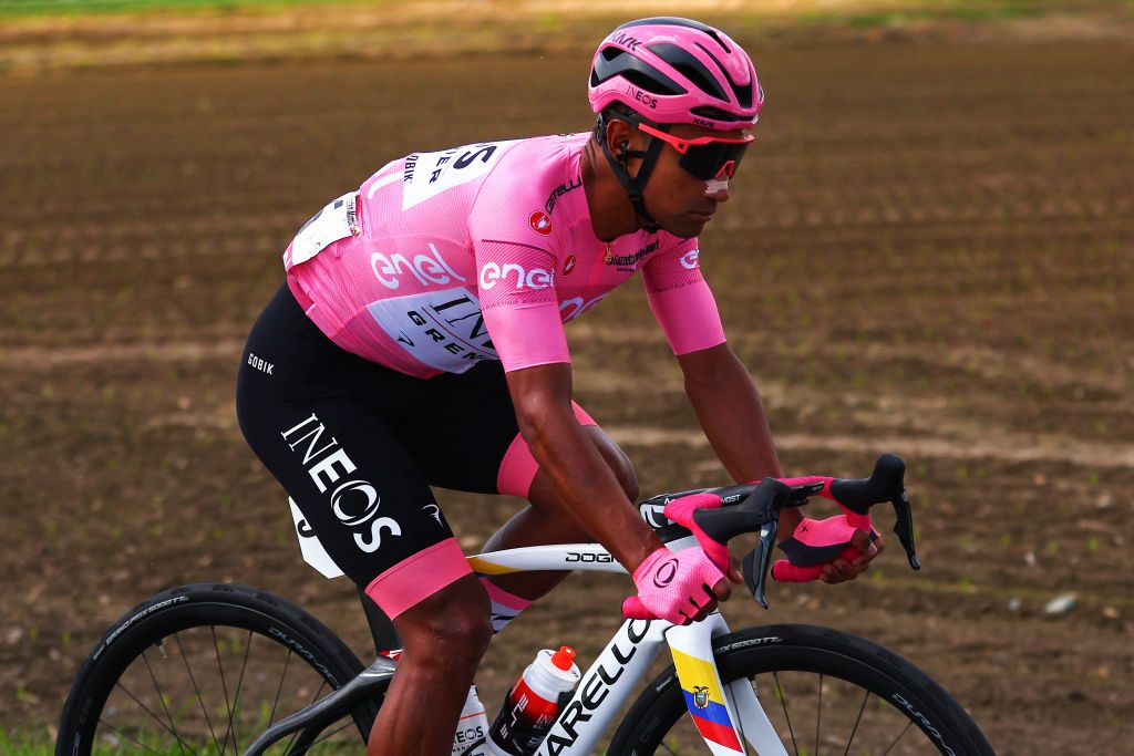 Giro d'Italia race leader Jhonatan Narv&aacute;ez