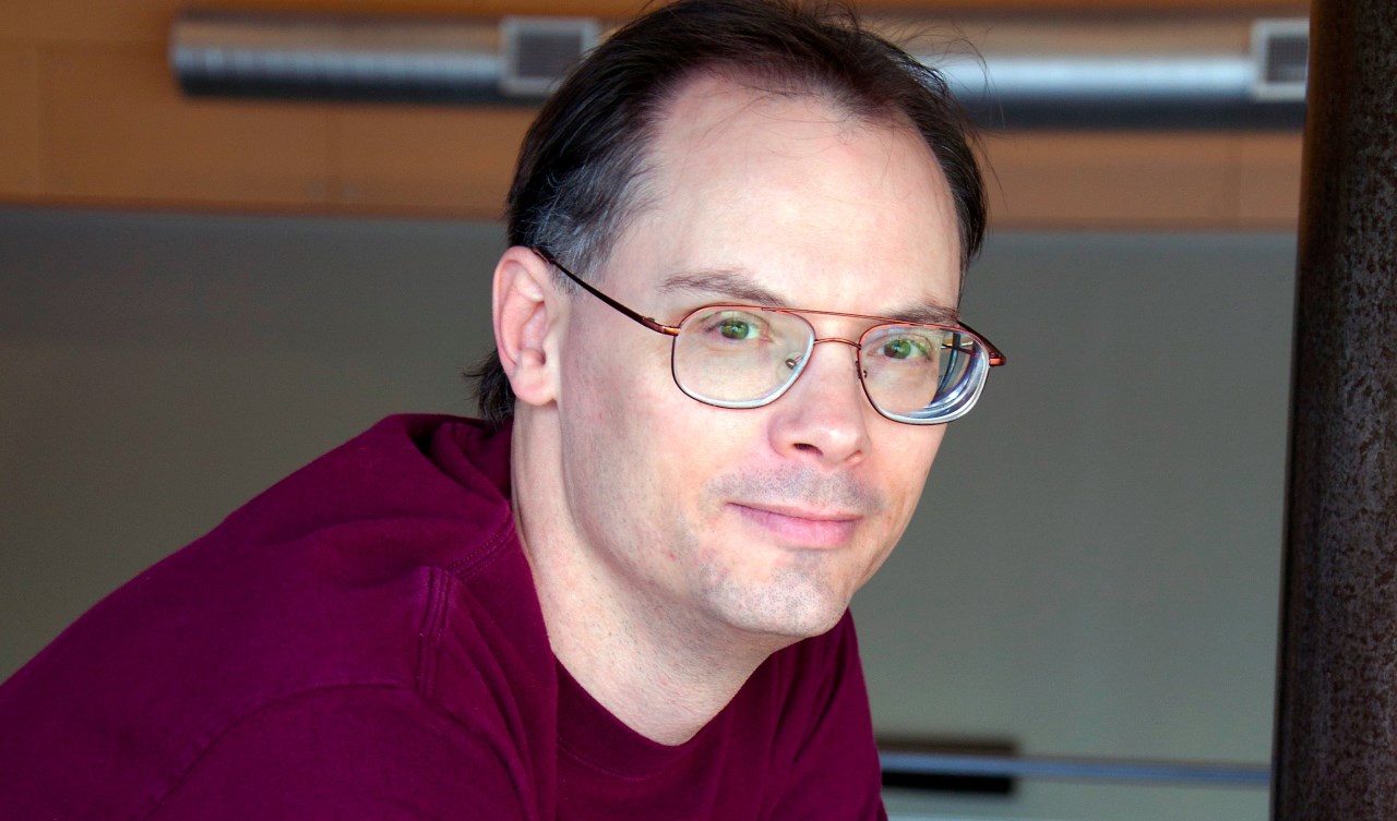 Valve Fun - Dono da Epic Games, Tim Sweeney, passa Gabe