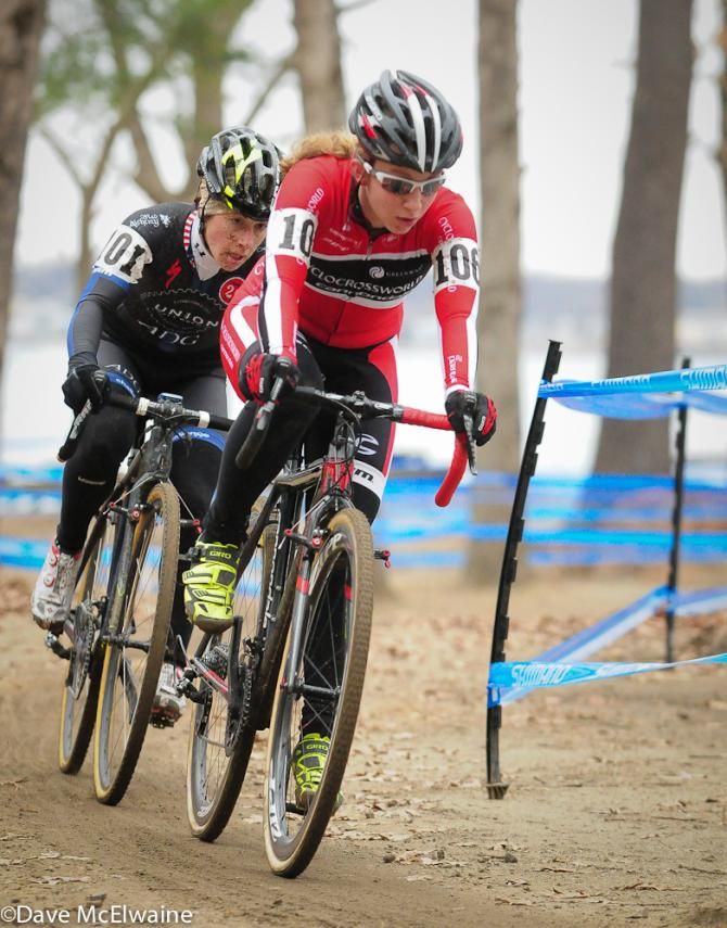 Emma White (Cyclocrossworld.com) tying to put her stamp of authority on the race