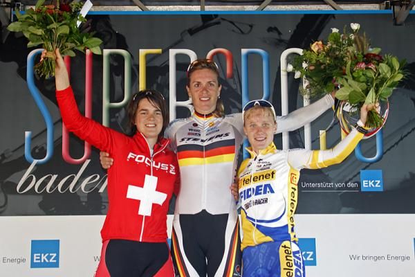 Elite women's podium (l-r): Jasmin Achermann, Hanka Kupfernagel, Pavla Havlikova