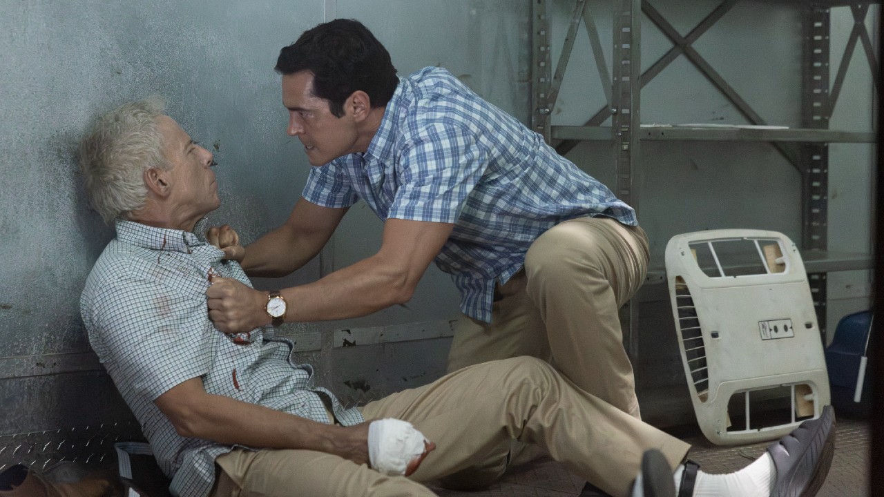 Will grabbing Ulster on Will Trent.