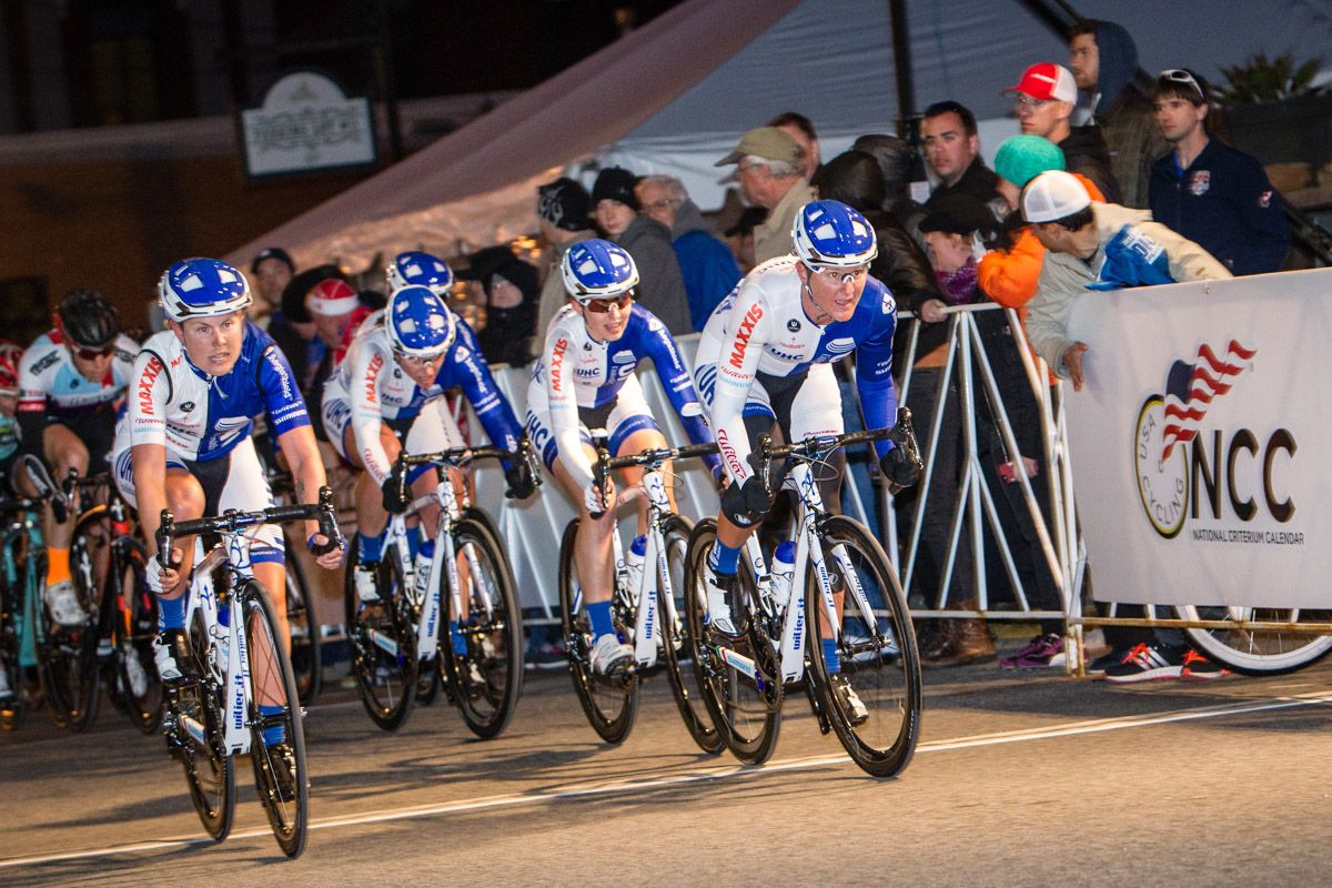 Lauren Tamayo (UnitedHealthcare) takes over pulling on the final lap