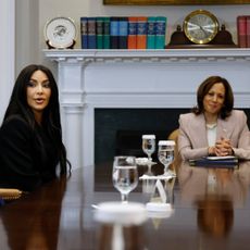 Kim Kardashian (C) joins Vice President Kamala Harris and Jason Hernandez during a roundtable discussion on criminal justice reform in the Roosevelt Room at the White House on April 25, 2024 in Washington, DC. 