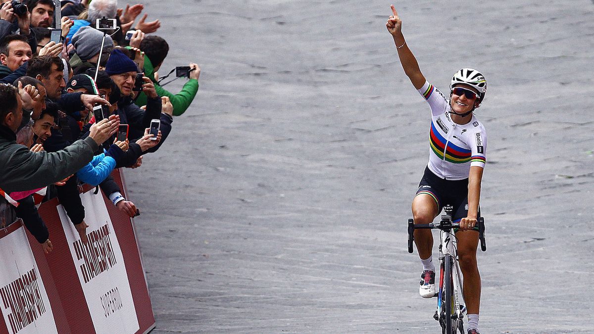 Lizzie Deignan (nee Armistead) won the race as world champion in 2016