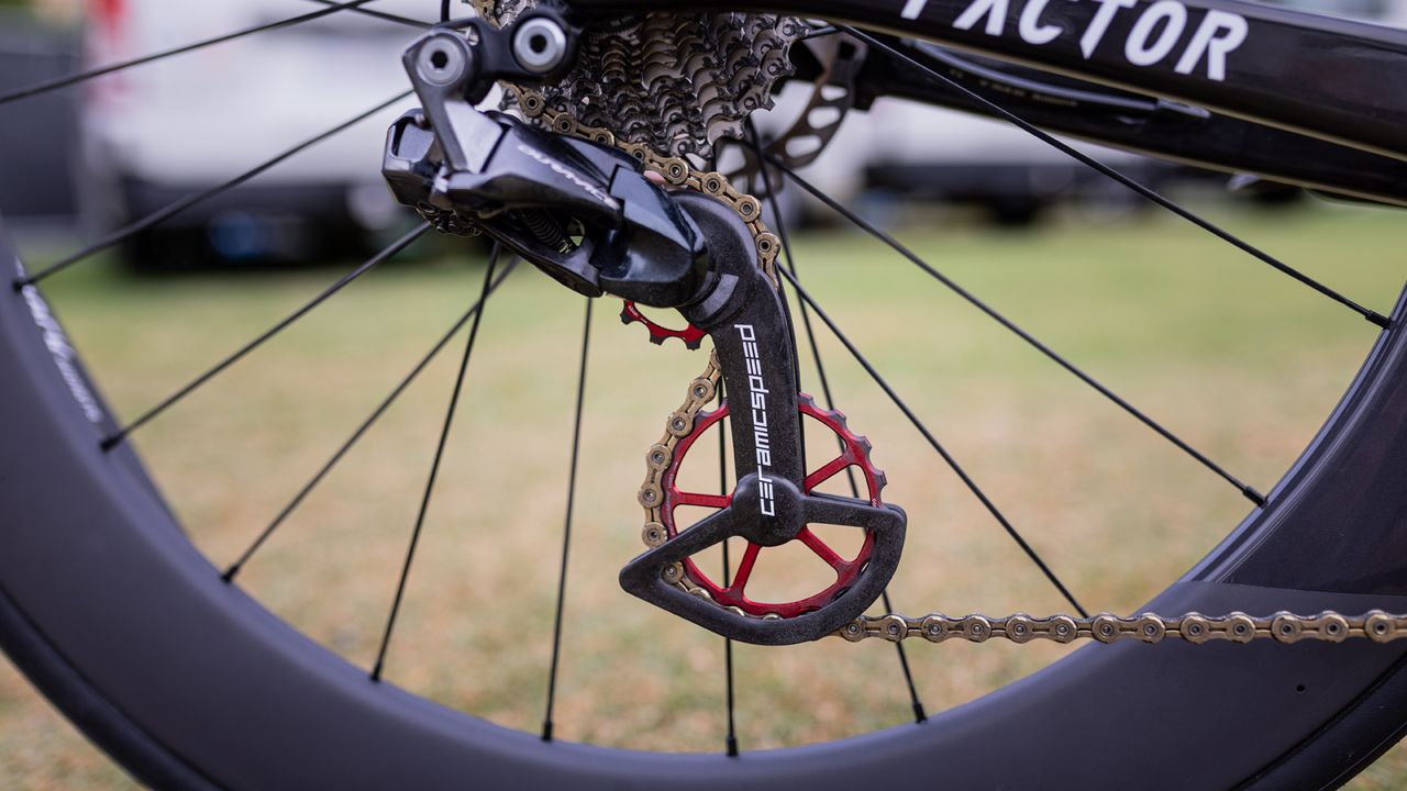 Alex Dowsett's Factor O2 VAM