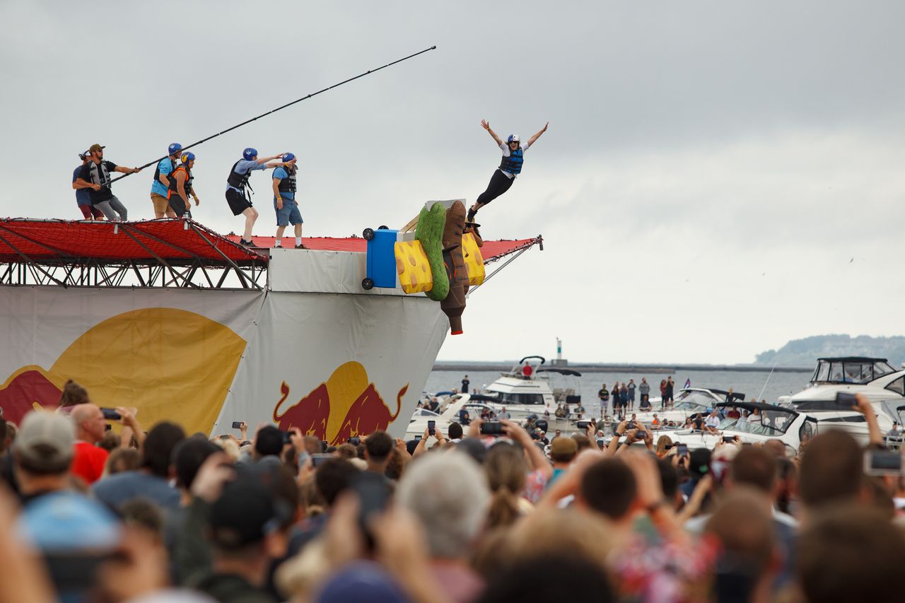 Red Bull Flugtag 2022