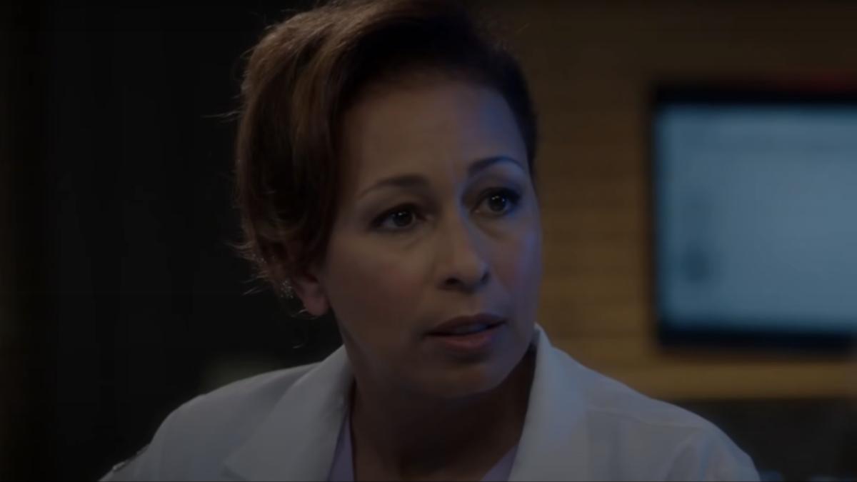 Tamara Tunie in Law &amp; Order: SVU