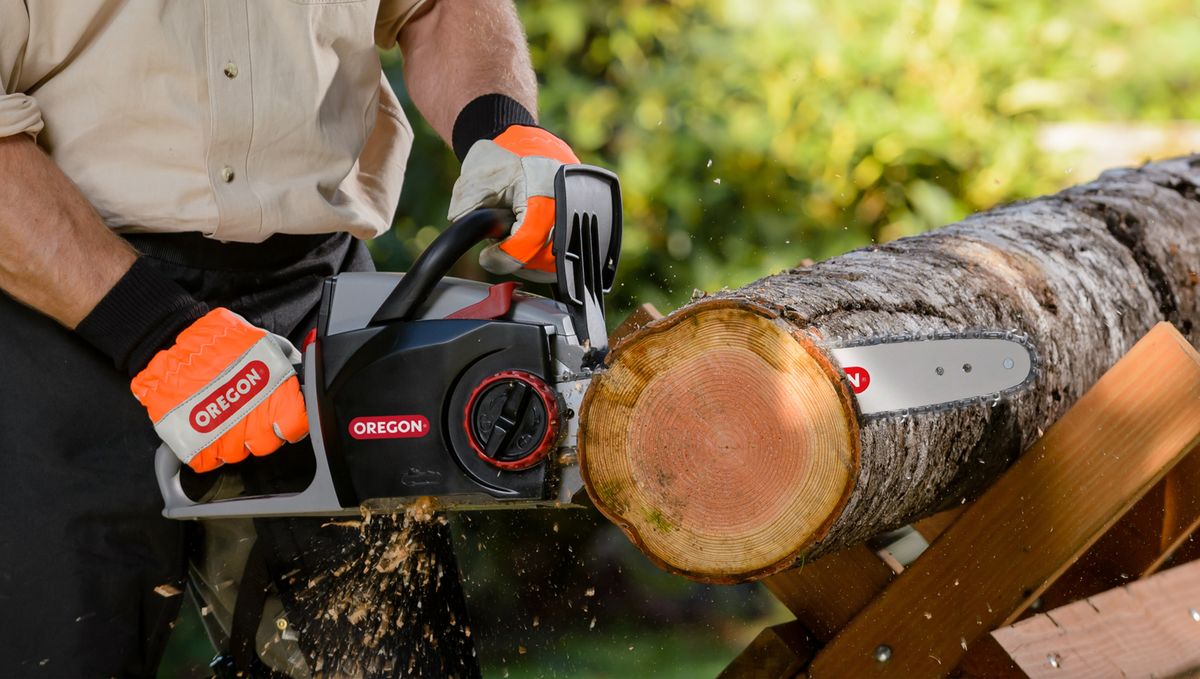 Best electric chainsaw 2020 top cordless loppers from the cutting edge