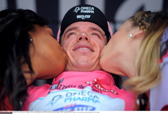 Third time on the podium for the maglia rosa for Uran