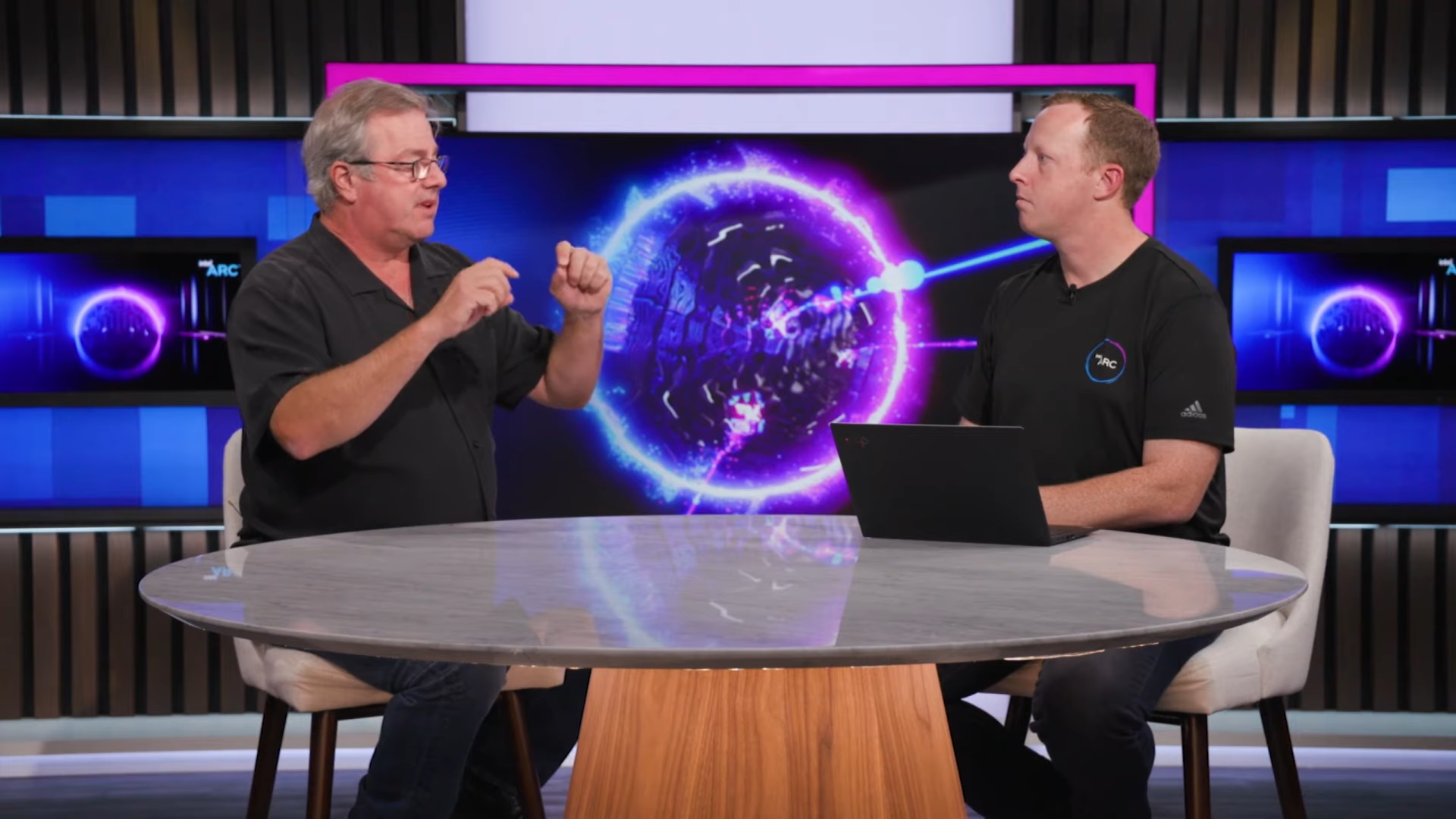 Tom Petersen y Ryan Shrout hablan sobre el soporte de DX11