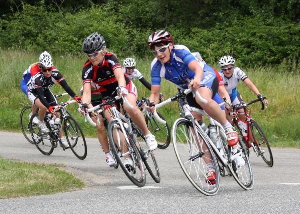 The peloton split under the pressure.