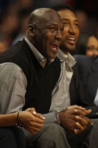 michael jordan scottie pippen, chicago, il february 15 former players michael jordan and scottie pippen of the chicago bulls enjoy watching a game between the bulls and the charlotte bobcats at the united center on february 15, 2011 in chicago, illinois the bulls defeated the bobcats 106 94 note to user user expressly acknowledges and agrees that, by downloading andor using this photograph, user is consenting to the terms and conditions of the getty images license agreement photo by jonathan danielgetty images