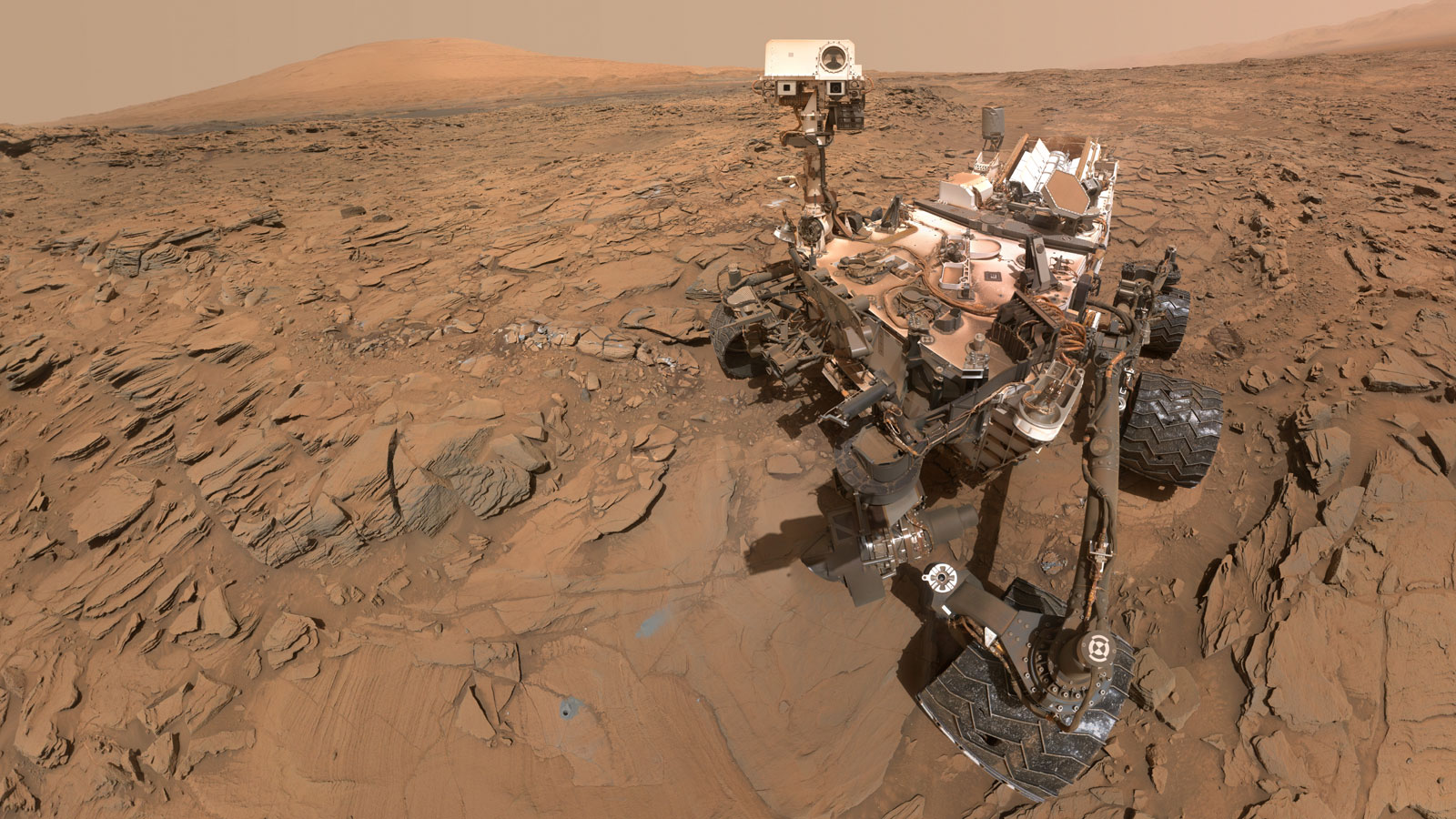 Mars Rover Curiosity at &#039;Okoruso&#039; Drill Site