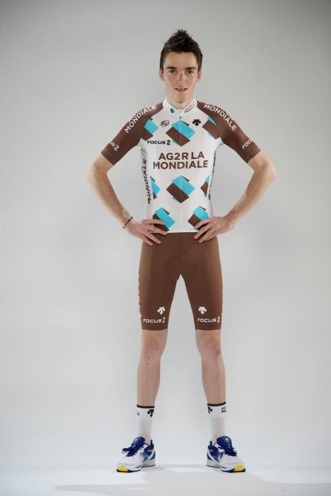 Romain Bardet shows off the new kit, which has much more brown than last year