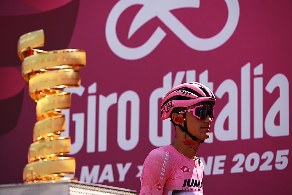 MORBEGNO ITALY MAY 29 Isaac Del Toro of Mexico and Team UAE Team Emirates XRG Pink Leader Jersey with the Trofeo Senza Fine prior to the 108th Giro dItalia 2025 Stage 18 a 144km stage from Morbegno to Cesano Maderno UCIWT on May 29 2025 in Morbegno Italy Photo by Dario BelingheriGetty Images