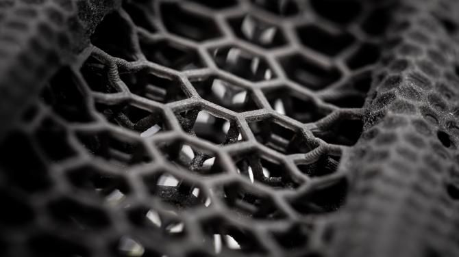 A close up of the honeycomb structure in the central channel