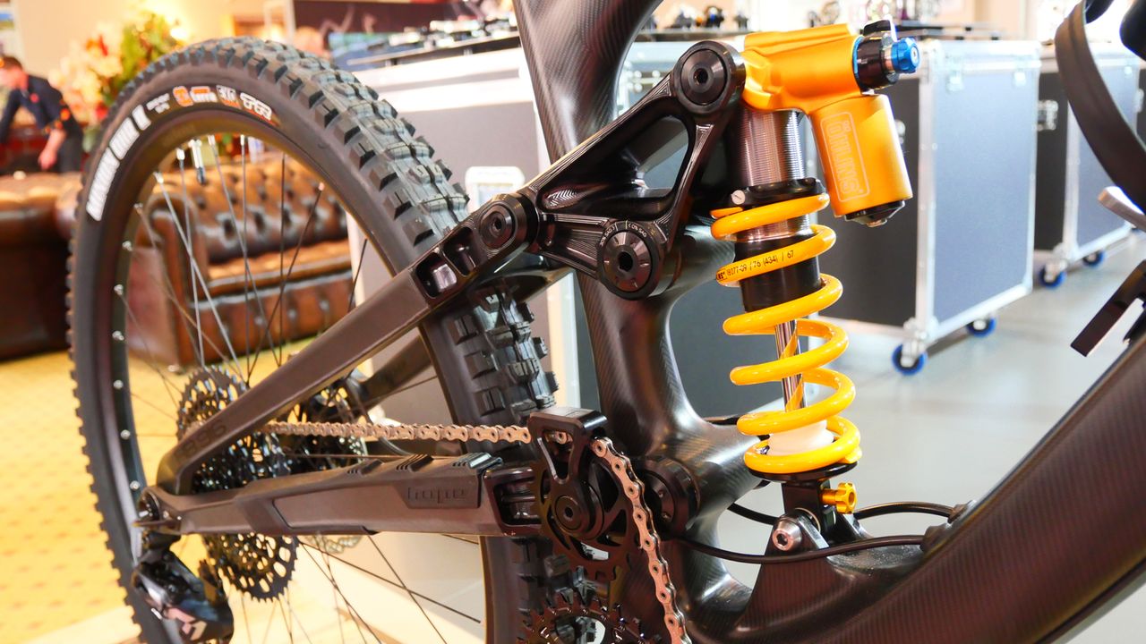 Hope HB916 High Pivot linkages