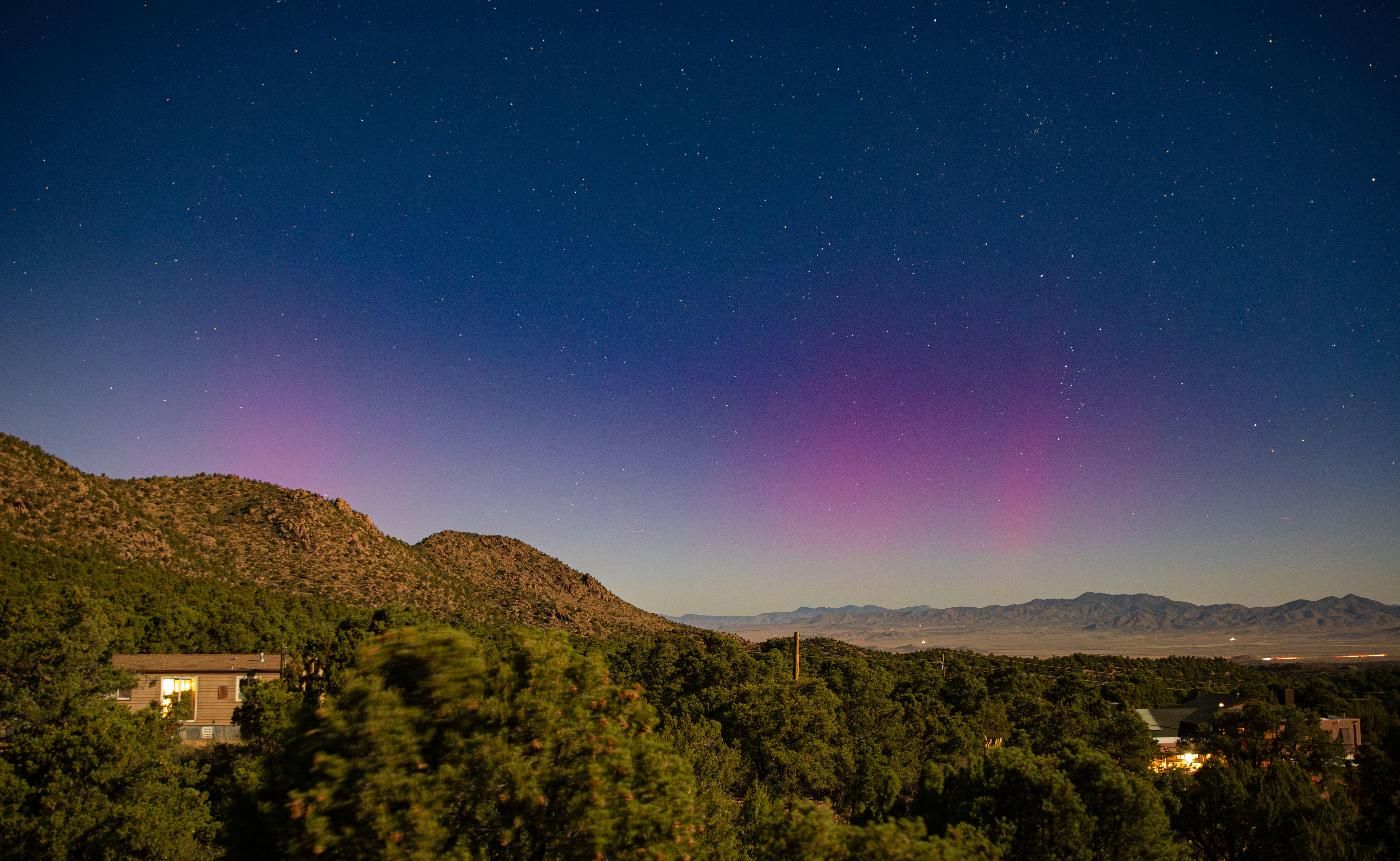 Auroras galore! Critical geomagnetic typhoon sparks shocking northern lighting throughout US (footage)