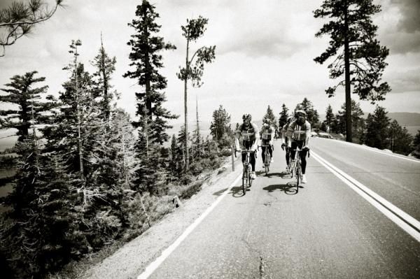 The UnitedHealthcare team out taking in the scenery.