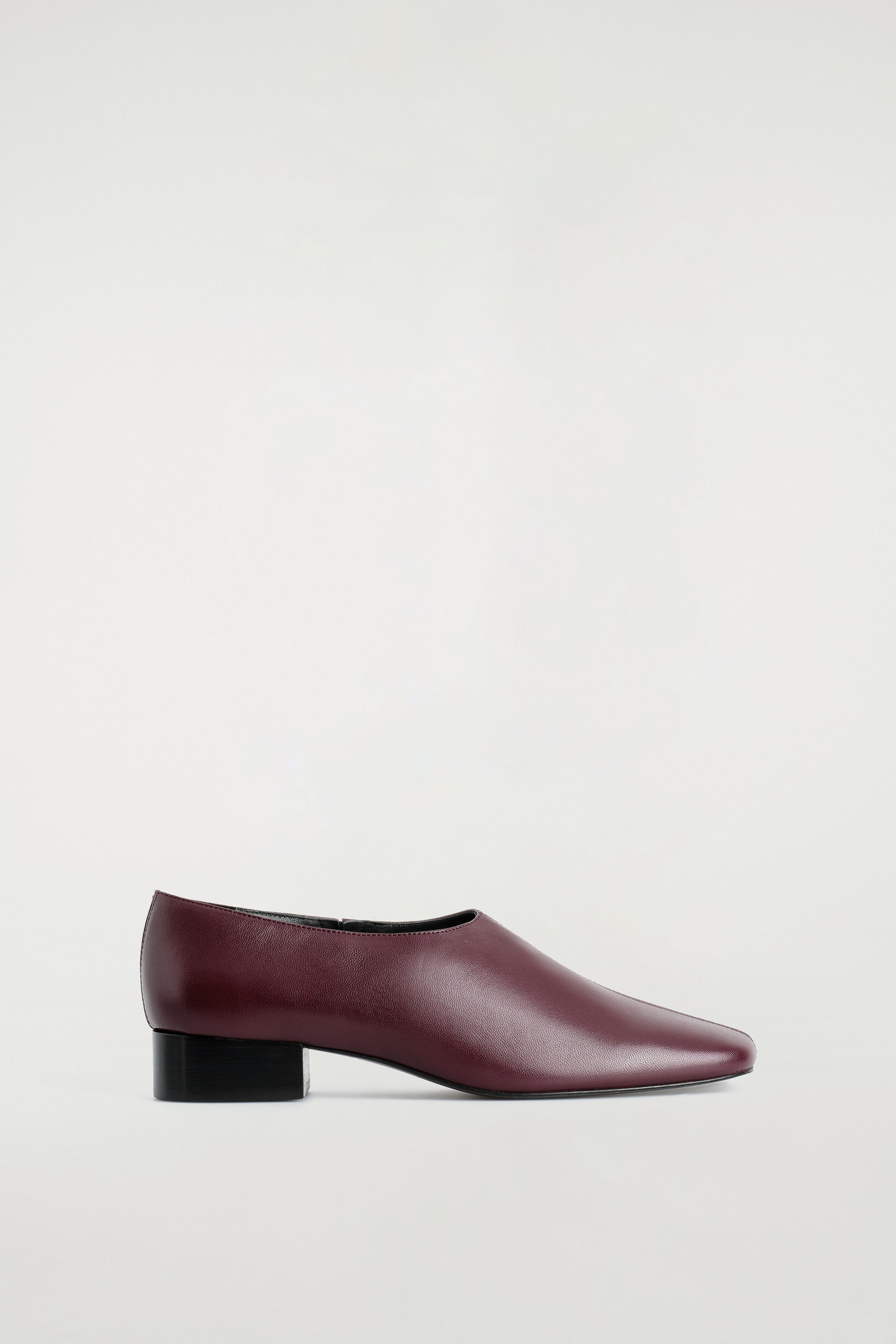 Square-Toe Leather Heeled Shoes