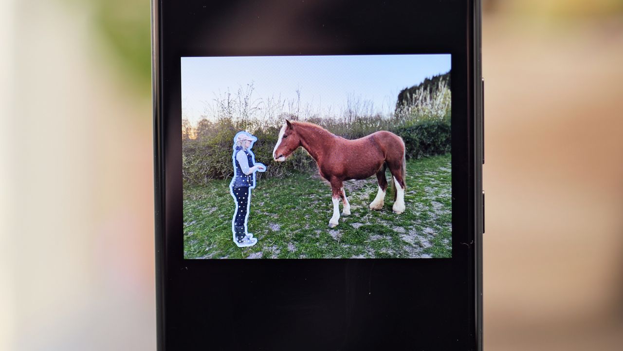 Oppo Reno 13 Pro phone screen