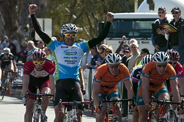 Harrif Saleh (Malaysian National Team) takes out stage two of the tour in Echuca.