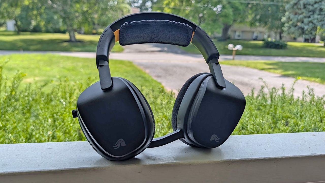 Glorious Wireless InfinitePlay 게이밍 헤드셋 리뷰 대표 이미지