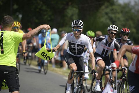 cyclist feed bag