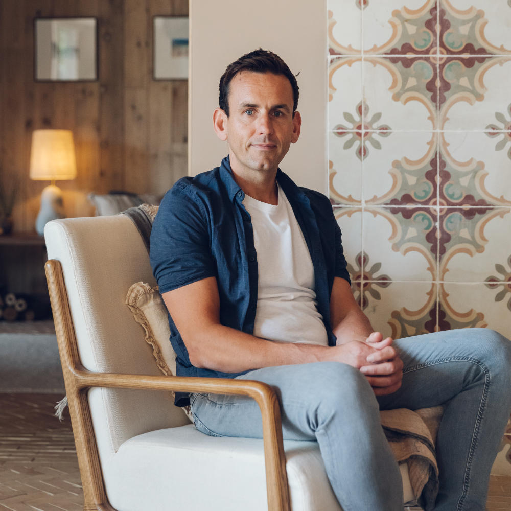 Lee Thornley Bert May headshot