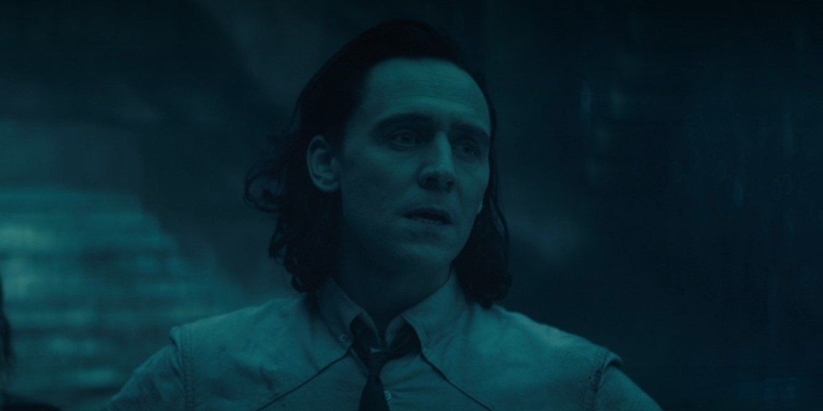 loki standing in time-keepers&#039; chamber on loki episode 4