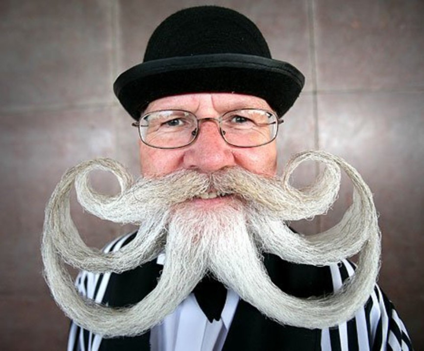 grow-a-beard-thatll-match-your-face-shape-2-1556697716-c6is-column-width-inline