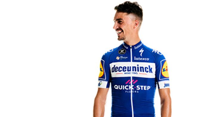 Julian Alaphilippe shows off the new Deceuninck-Quick-Step jersey