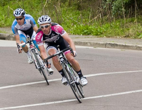 Brett Tivers (Garneau Club) and Francois Parisien (Spider Tech) created the days first break and put three minutes between themselves and the the field.
