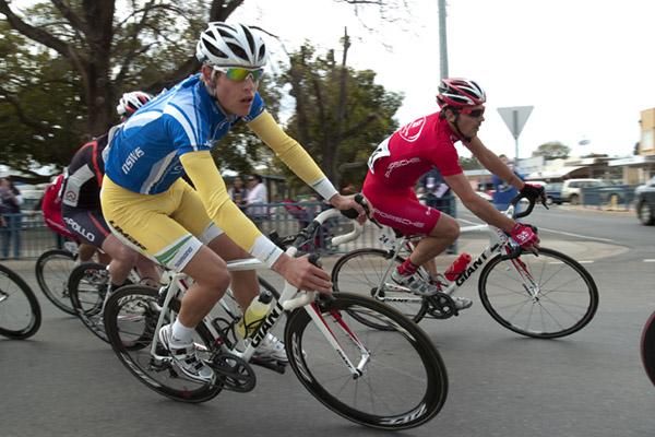 Jared Triggs (NSWIS) and Angus Morton (Drapac Porsche) corner during the 45km fourth stage in Swan Hill.