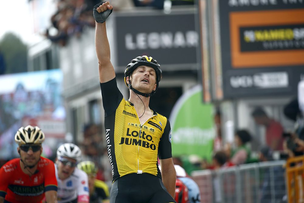 Enrico Battaglin (LottoNL-Jumbo) wins stage 5 at the Giro d'Italia