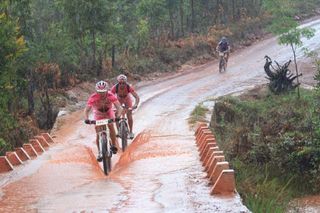 Stage 3 - Gujan and Christof avoid calamity to win