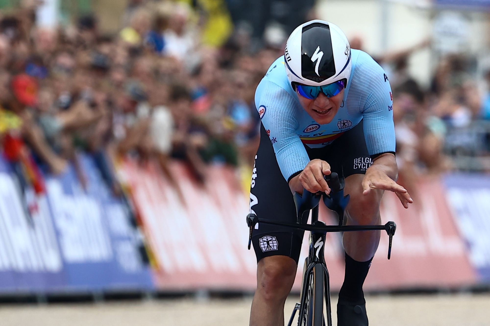 'It Feels Like We're Not Allowed To Be World Champion' Says Remco ...