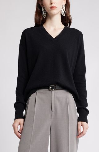 V-neck cashmere sweater