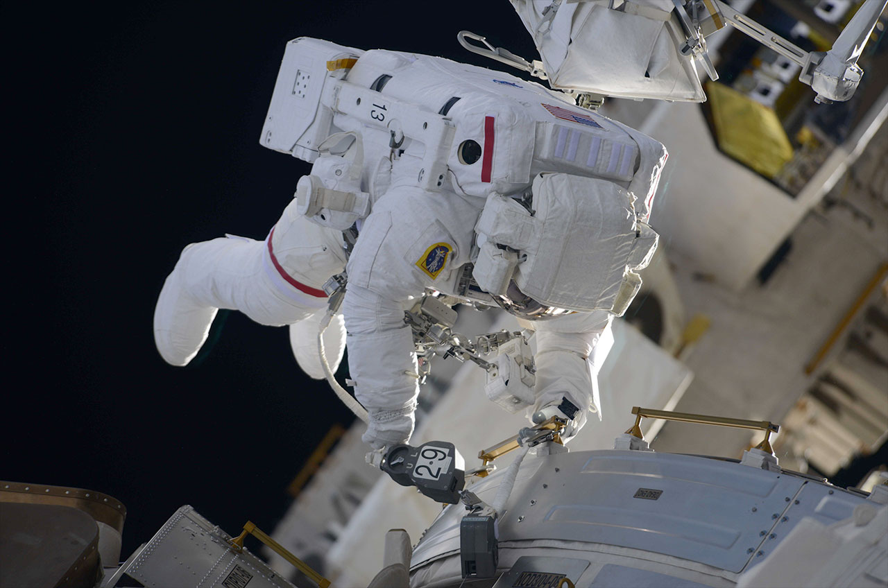 100th space station crew spacewalk