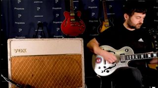 Stuart Sidney playing Noel Gallagher&#039;s Les Paul through John Lennon&#039;s amp