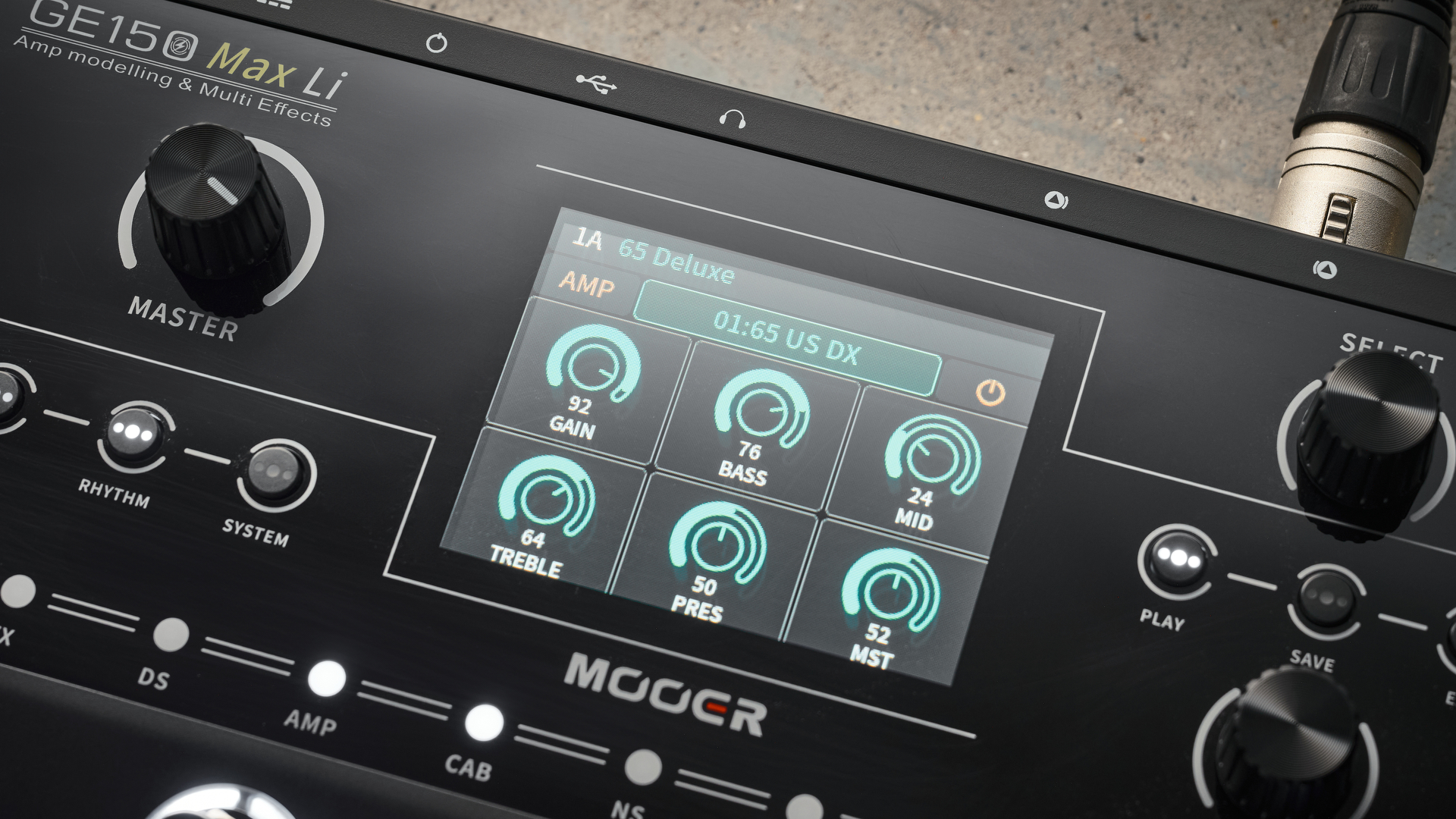 Close up of the screen on the Mooer GE150 Max Li multi-effects pedal