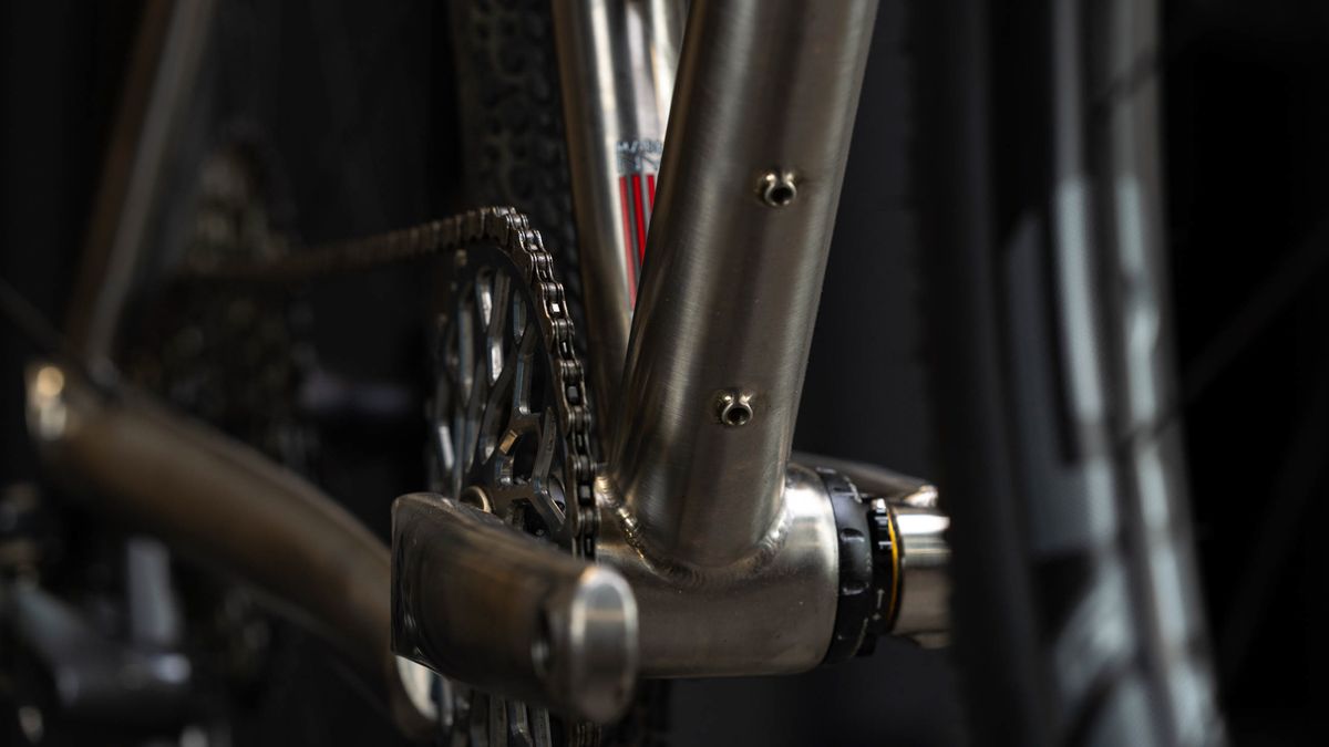 Enve Builders Roundup 2022 - Weis Hammer Gravel Ti