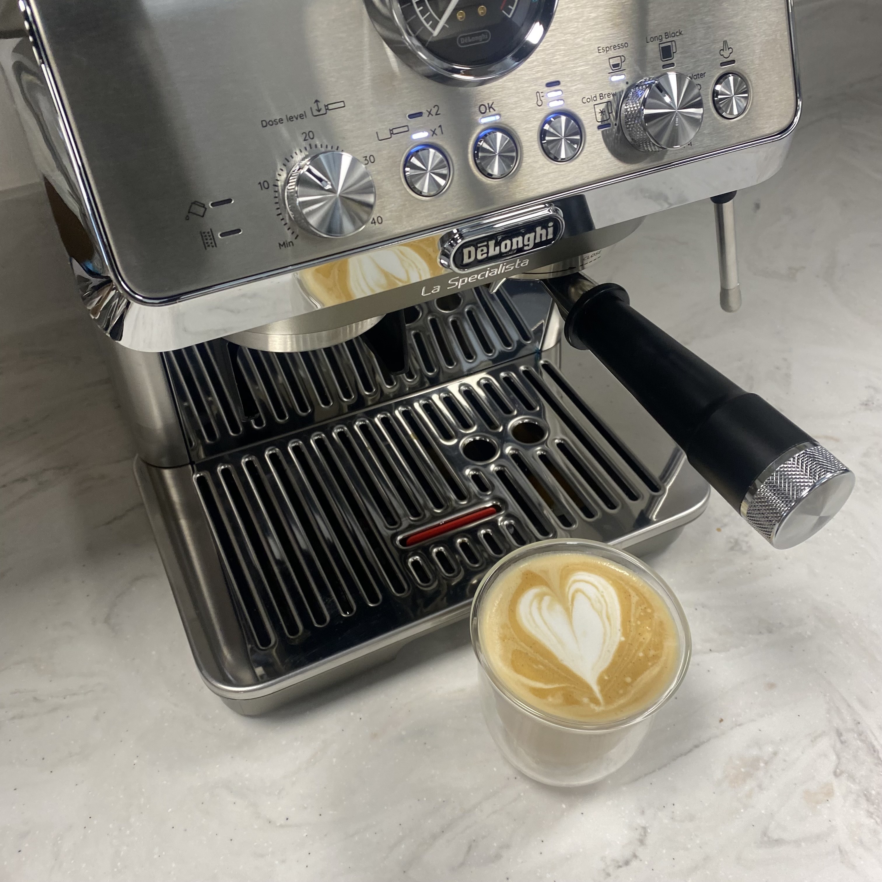 Testing the De'Longhi Specialista Opera bean to cup coffee machine at home