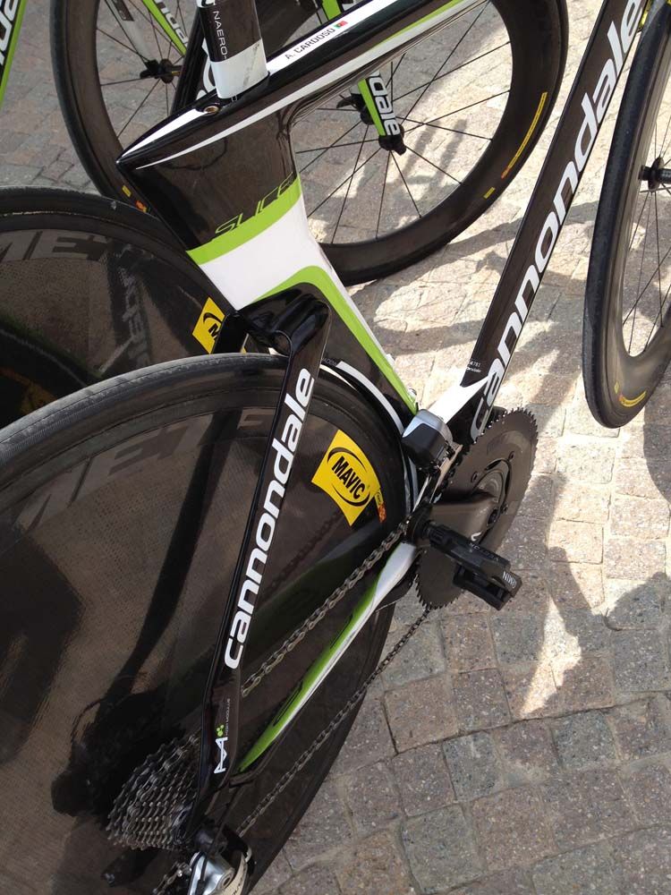 The aero seatpost area of the Cannondale Slice bike