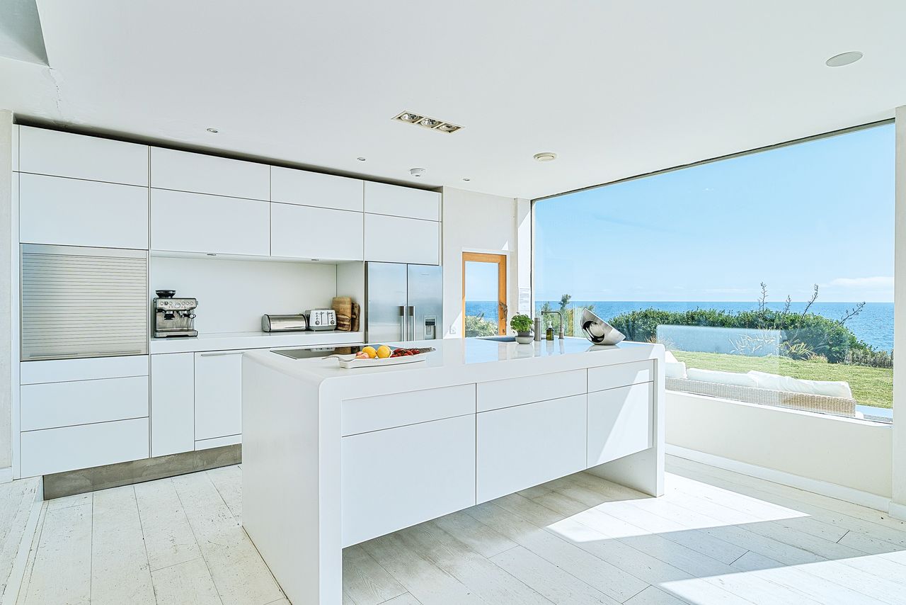 More views of Little Cottage